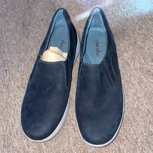 Dansko slip resistant shoes